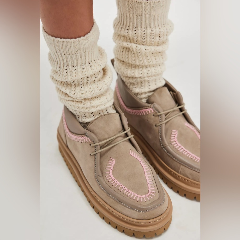 Laidback London Luca Crochet Chukka Boots
